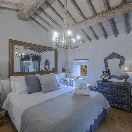 Terra Di Siena - Homelike